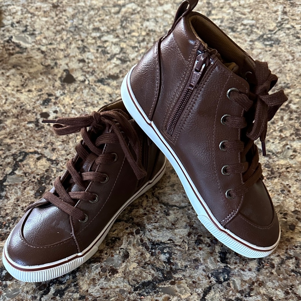 Cat & Jack Brown High-Top Sneakers